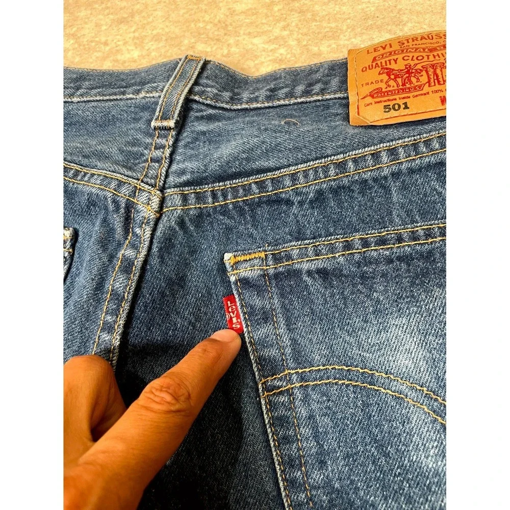 Levi's 501 Jeans Men‎ 34x32 Blue Denim Cotton 5-Pockets Straight Leg Mid Rise